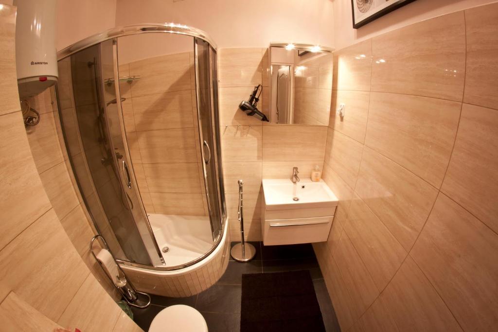 Da Vinci Apartment Краков Экстерьер фото